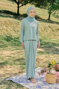 Thalia Pareo in Forest